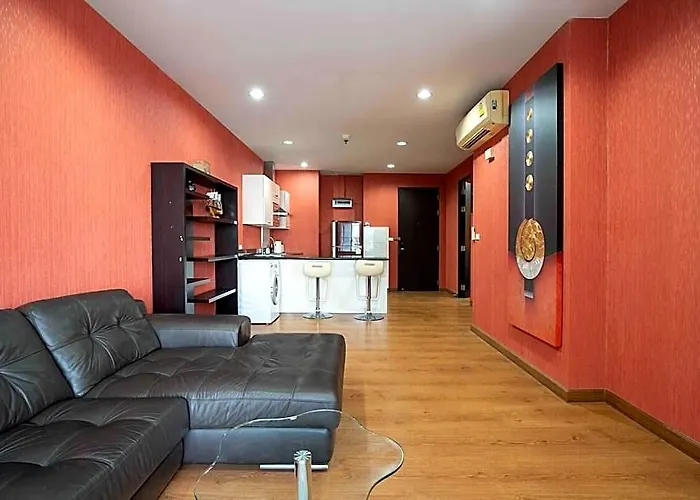 The Perfect Blend Of Convenience & Comfort In Bkk. 曼谷