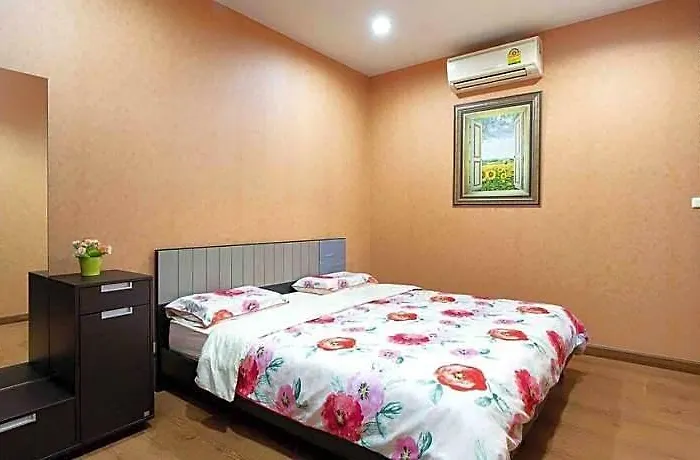 酒店 The Perfect Blend Of Convenience & Comfort In Bkk.